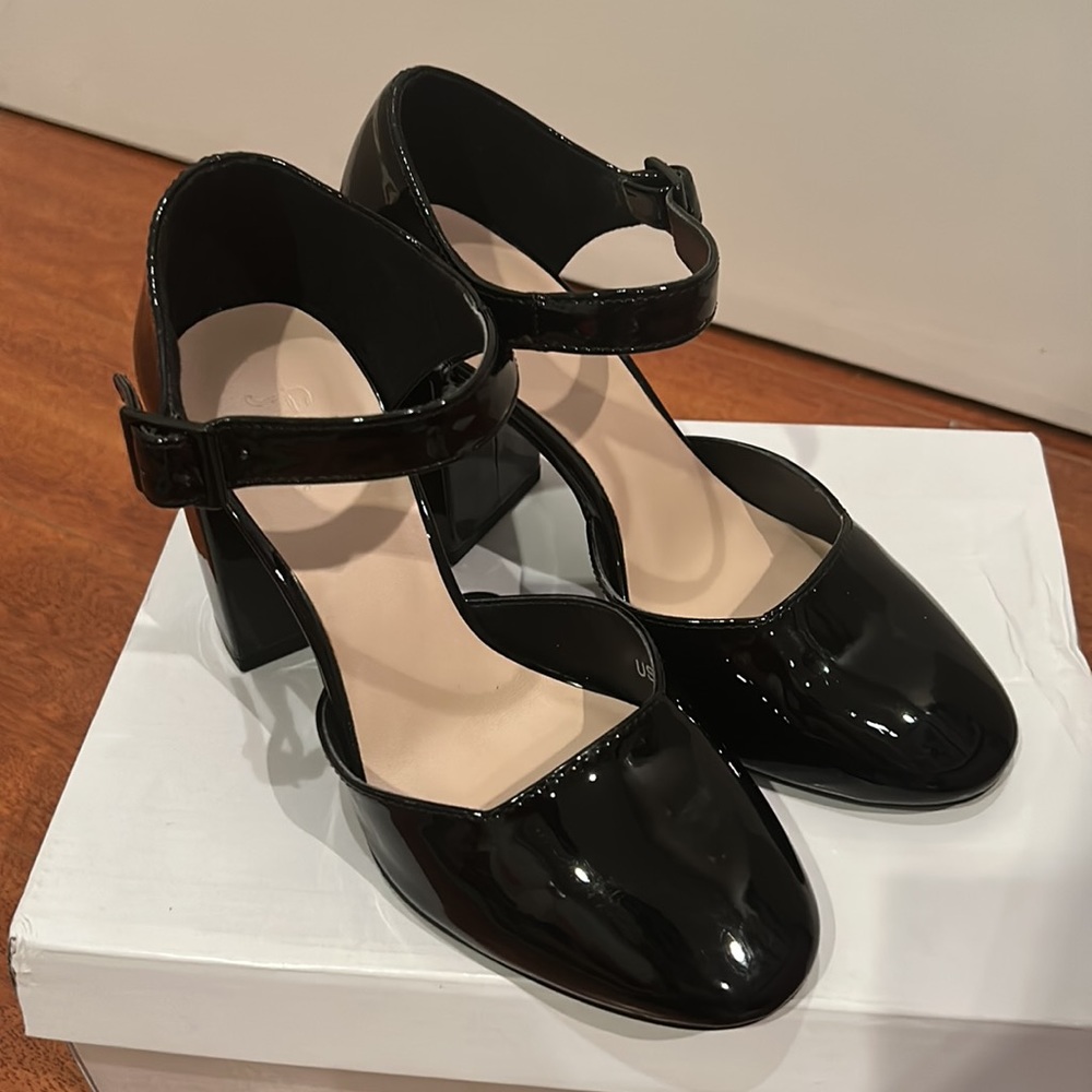 Women Block Heels - Black Patent